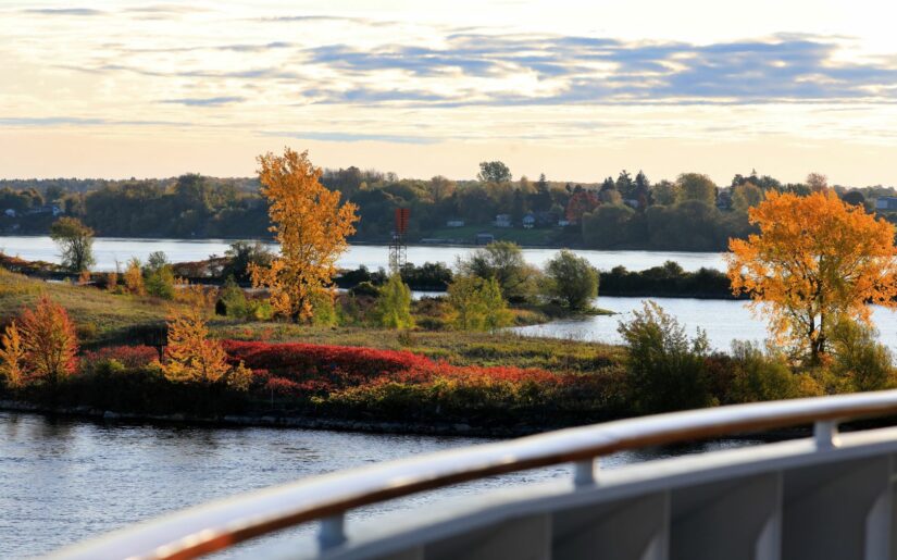 Große Seen Kreuzfahrt mit MS HAMBURG, Sankt Lorenz Strom, Indian Summer, Kanada und USA, Zielgebiete, Hochsee, Grosse Seen