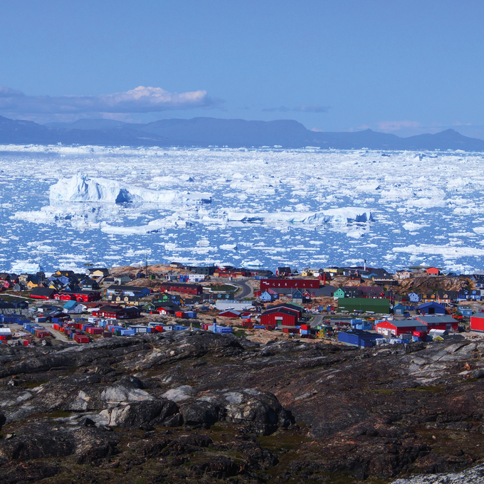 Under the spell of the North – eternal ice and green islands