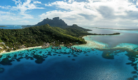 The vastness of the South Seas, island dreams and the warmth of Central America